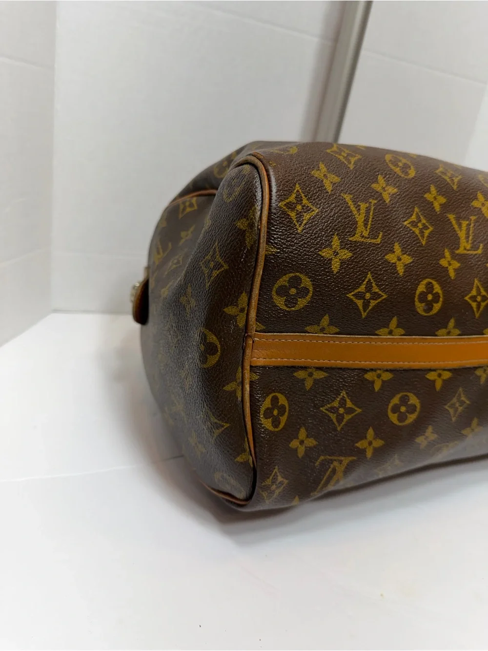 RARE vintage Louis Vuitton speedy handbag collectible made in USA